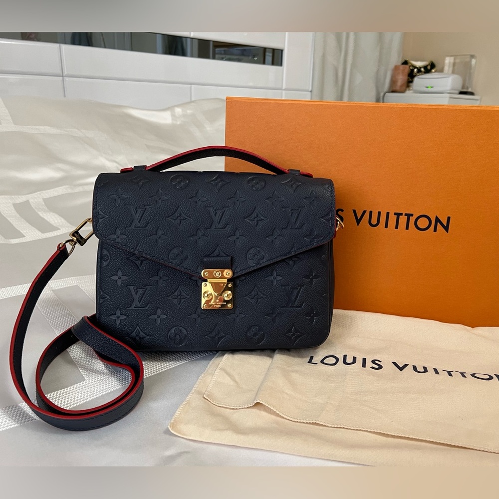 Louis Vuitton Pochette Metis Monogram Empreinte Leather Navy Red Marine Rouge